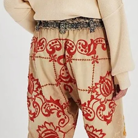 Free People Augusta Floral Embroidered Tan Braid Tie Boho Shorts - Picture 3 of 16